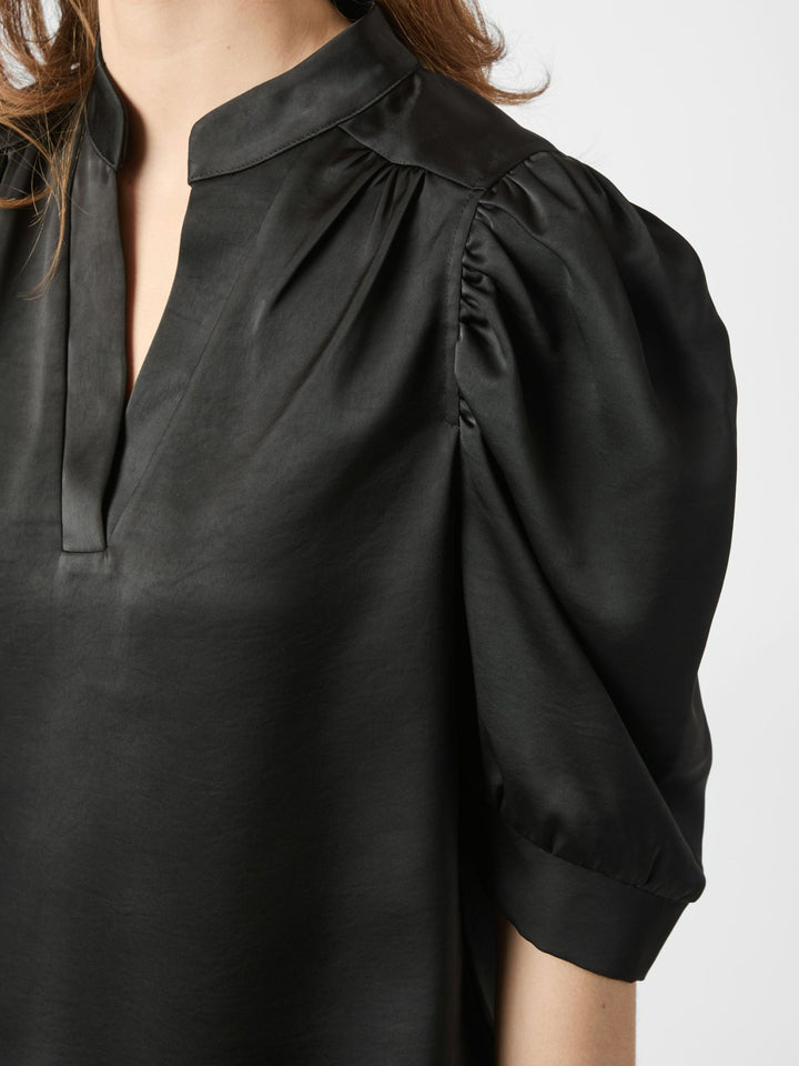 Neo Noir - Roella Heavy Sateen Blouse - Black