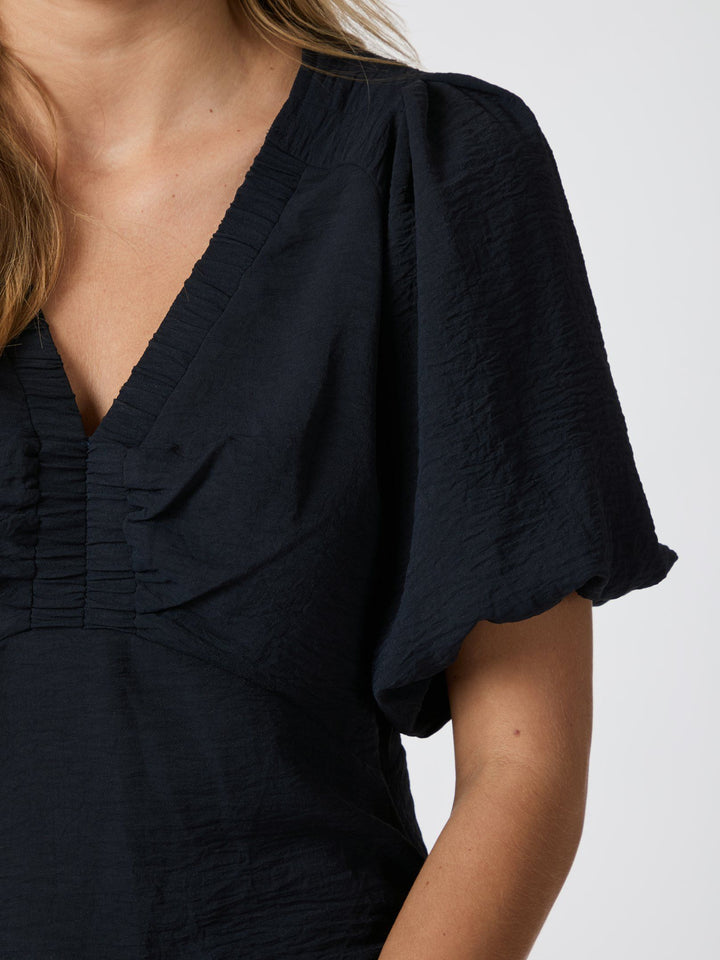 Neo Noir - Irina Structure Blouse - Navy