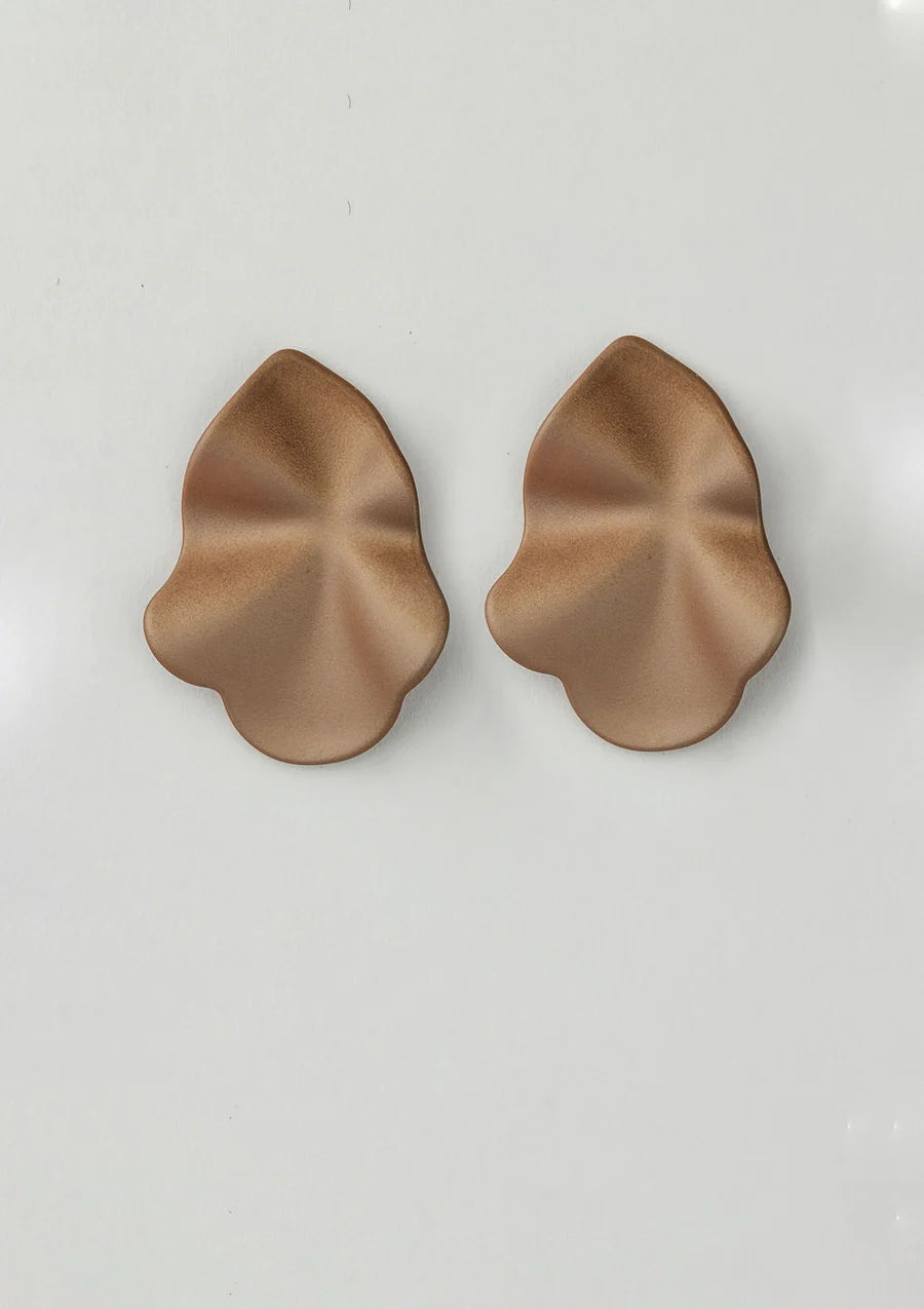 BOW 19 - Lip earring - Nougat