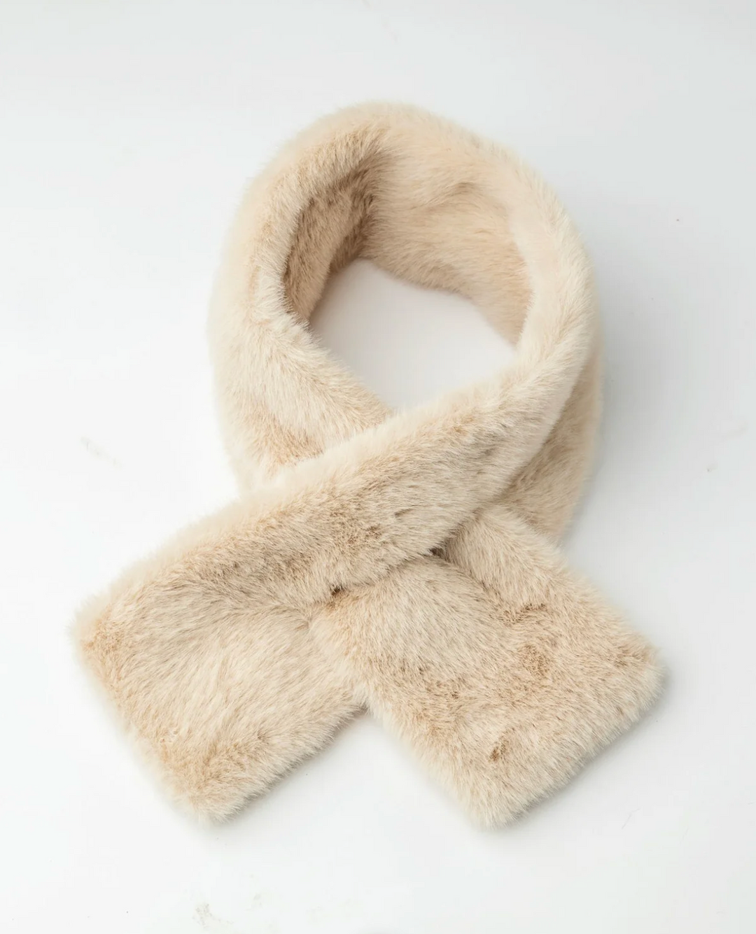 BOW 19 - Anais fake fur scarf -
Beige
