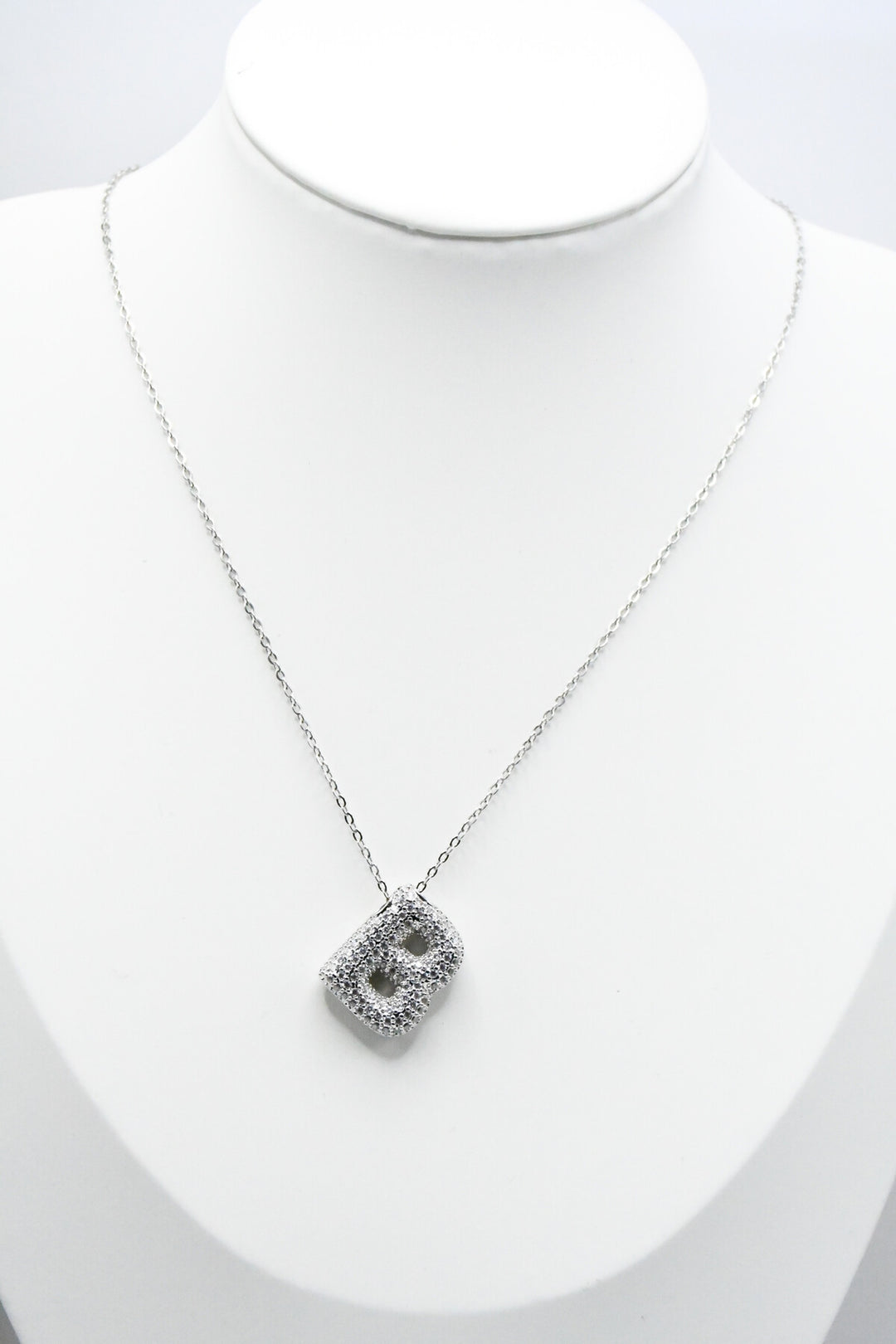 LETTERS - B - Halsband - Silver