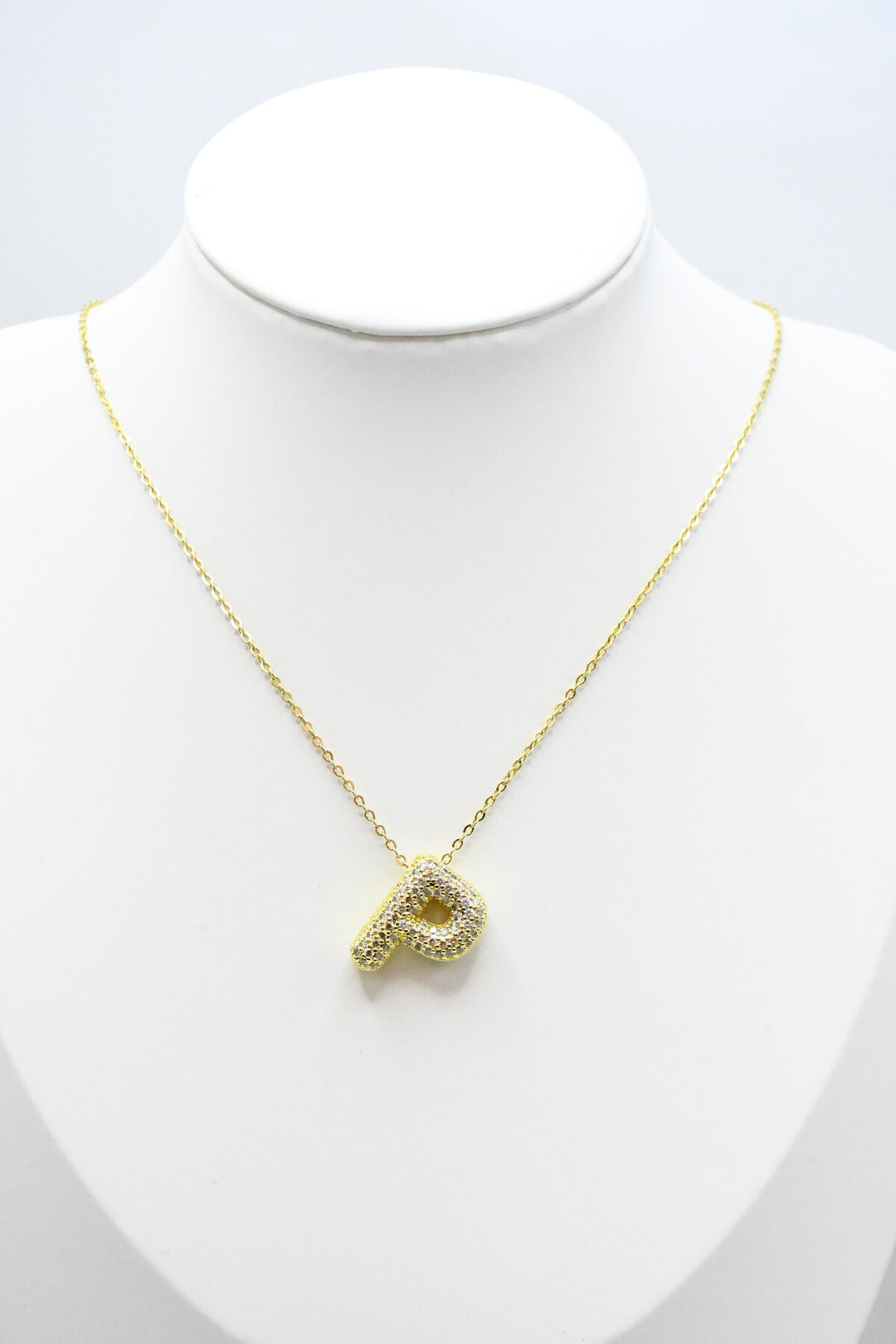 LETTERS - P - Halsband - Guld