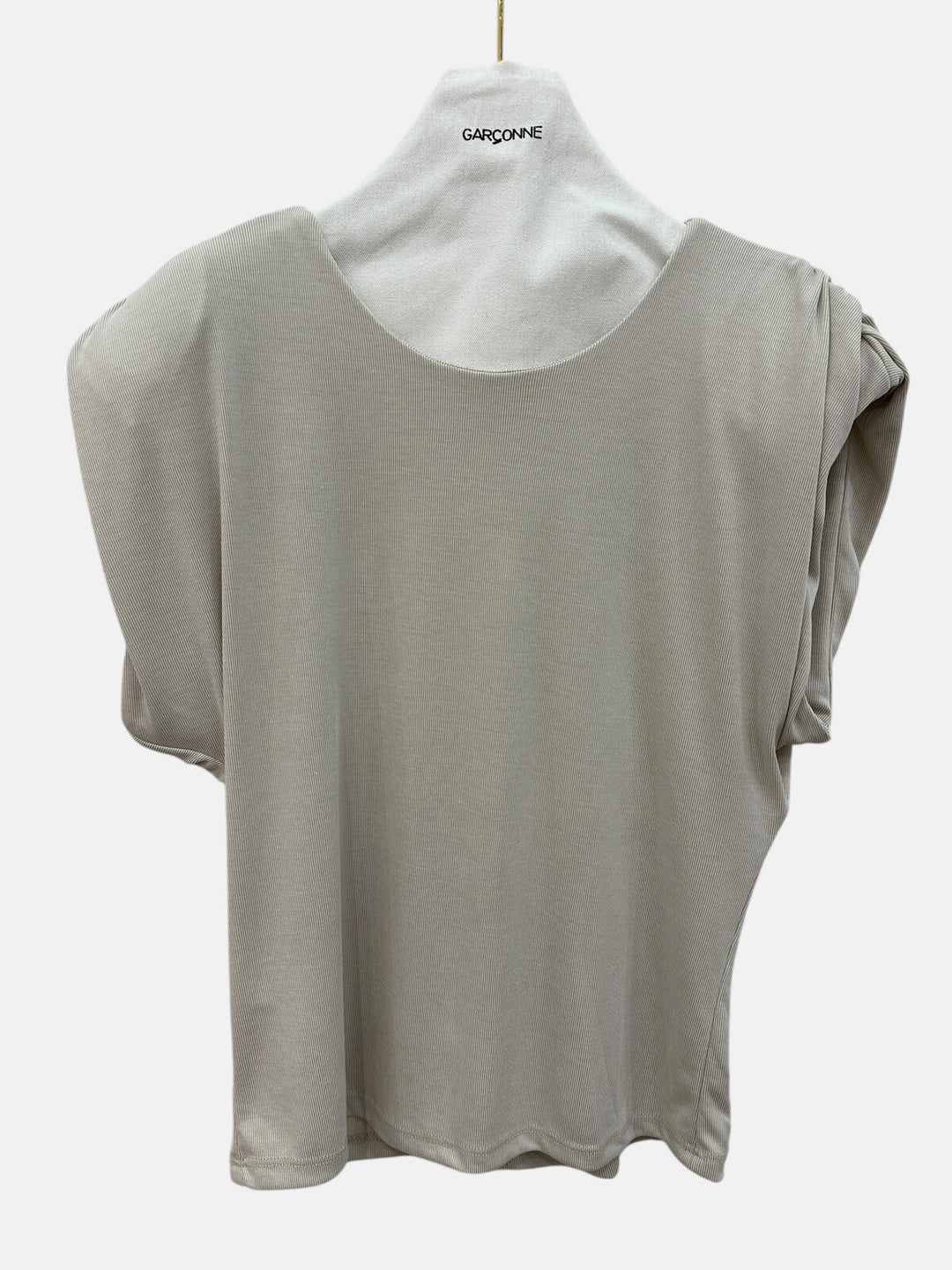 MEYRAM - Topp med axelvaddar - Beige