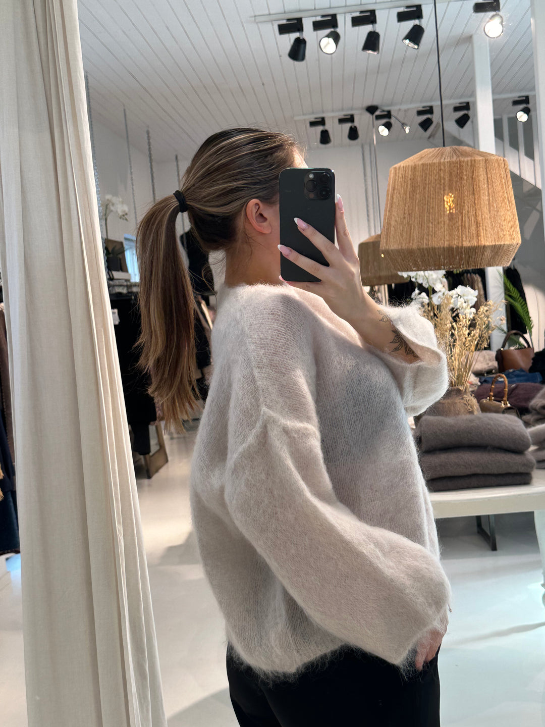 HARVEY - Fluffy Mohair Sweater - Ivory