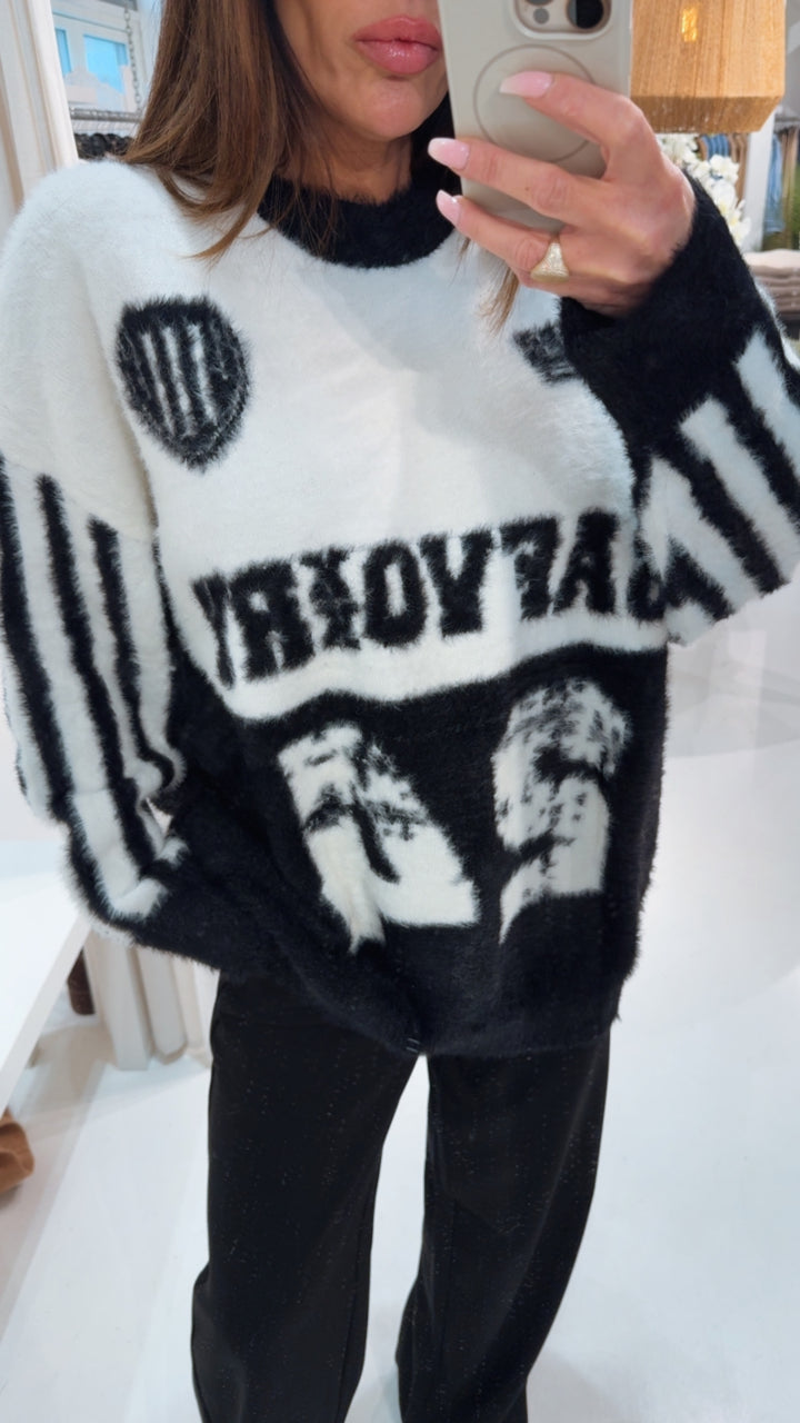 SELECTED BY KABARE - Naarly - Stickad tröja med text