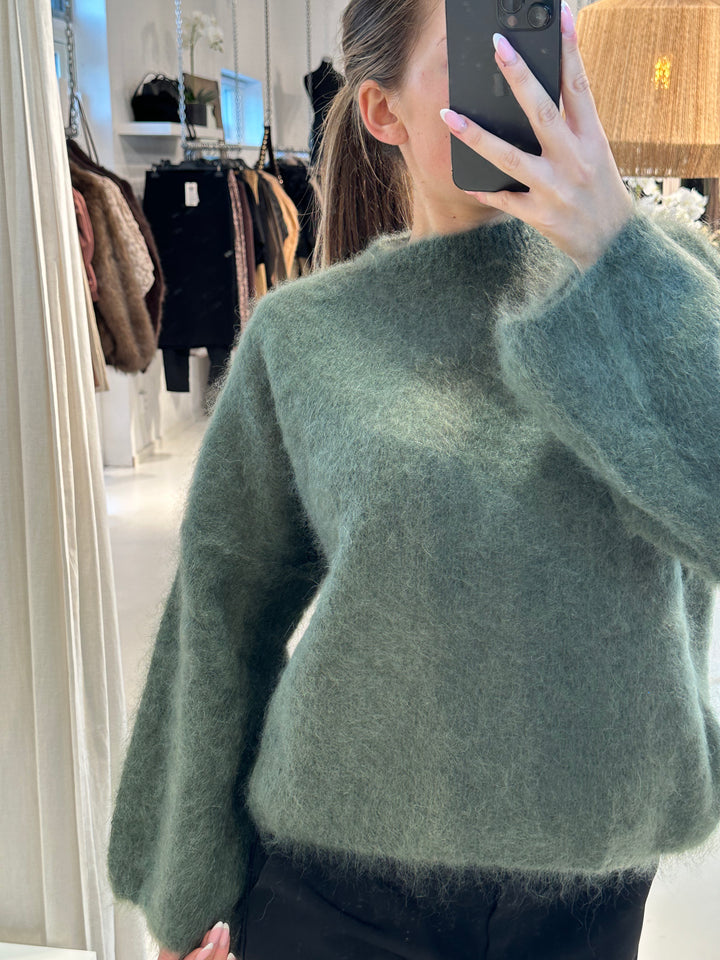 HARVEY - Fluffy Mohair Sweater - Kakhi