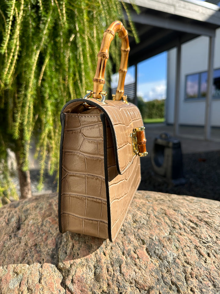 ARWEN - Läder väska med bambu handtag - Beige