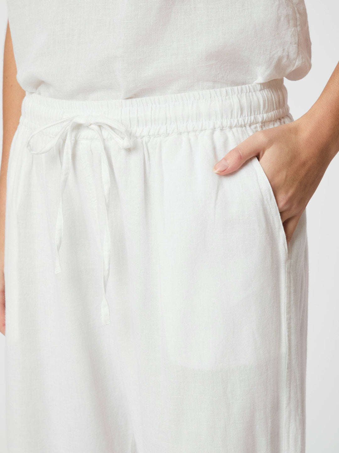 Neo Noir - Sonar Linen Pants - White