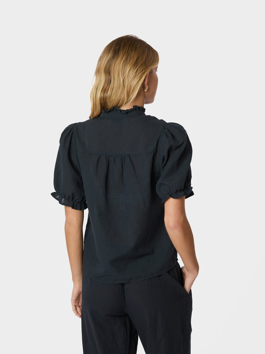 Neo Noir - Odesa Linen Blouse - Navy