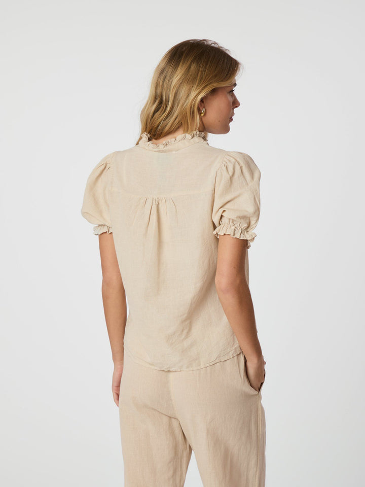 Neo Noir - Odesa Linen Blouse - Sand