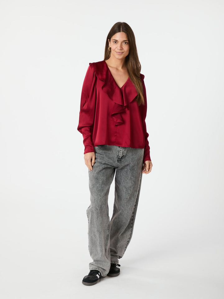 Neo Noir - Sandie Sateen Blouse - Wine