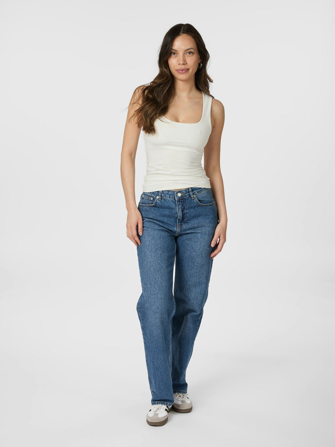 Neo Noir - Sophia Jersey Top - White