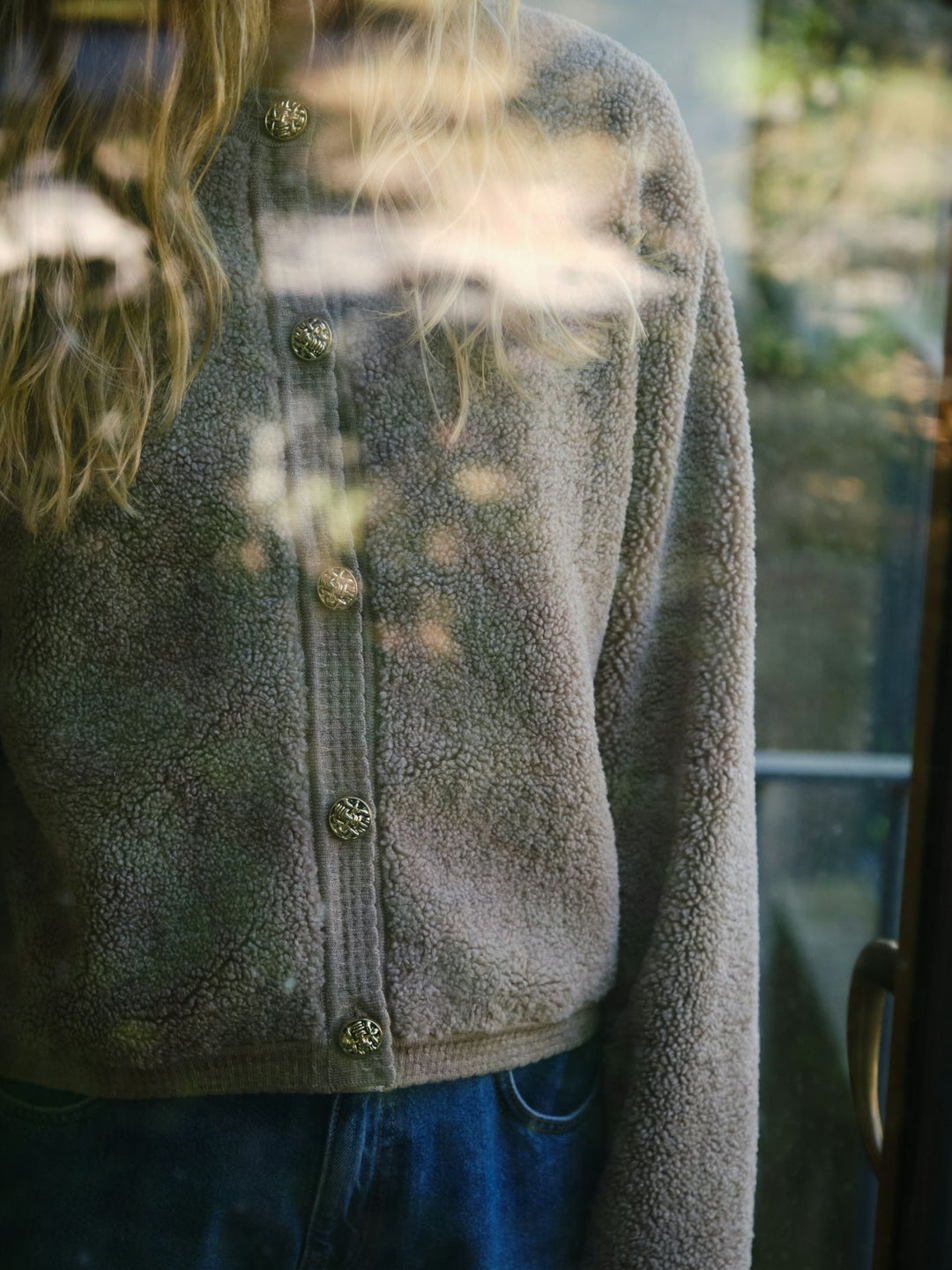 Neo Noir - Limo Fluffy Knit Cardigan - Dark Sand