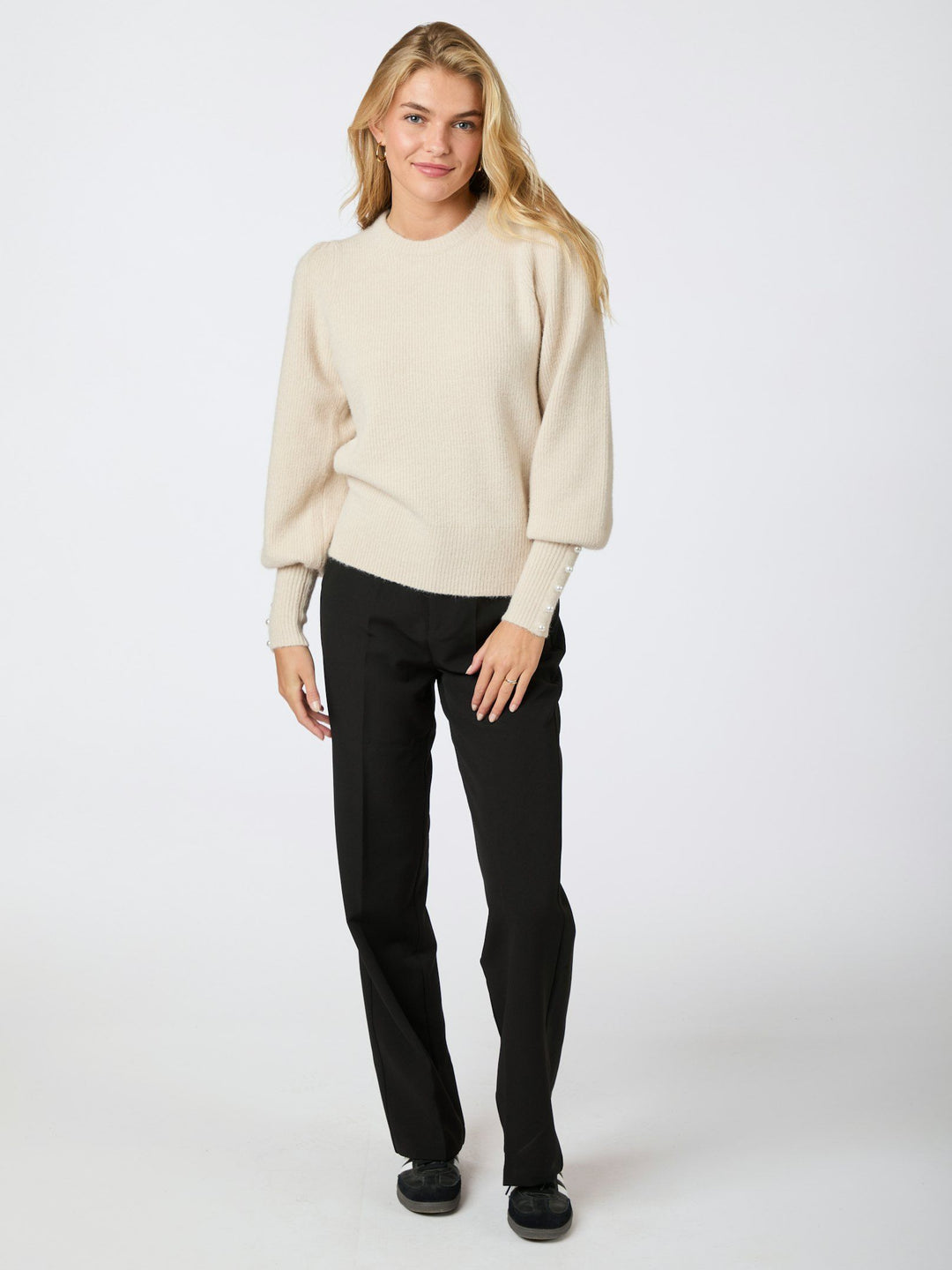 Neo Noir - Angie Knit Blouse - Ivory