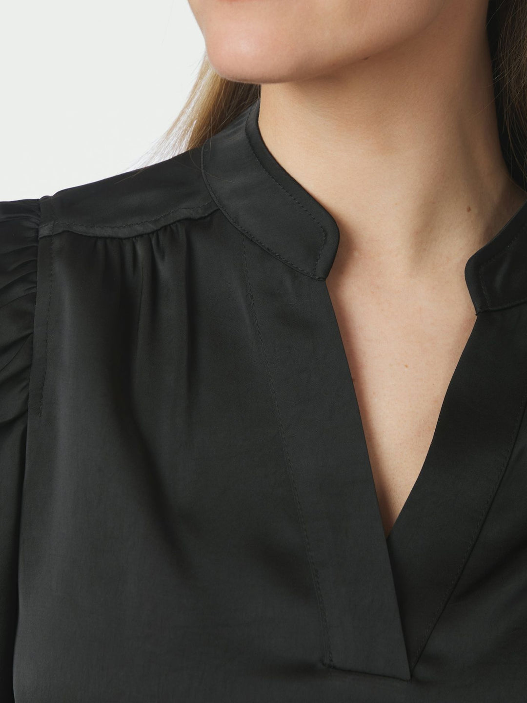 NEO NOIR - Rosslyn Heavy Sateen Blouse - Black