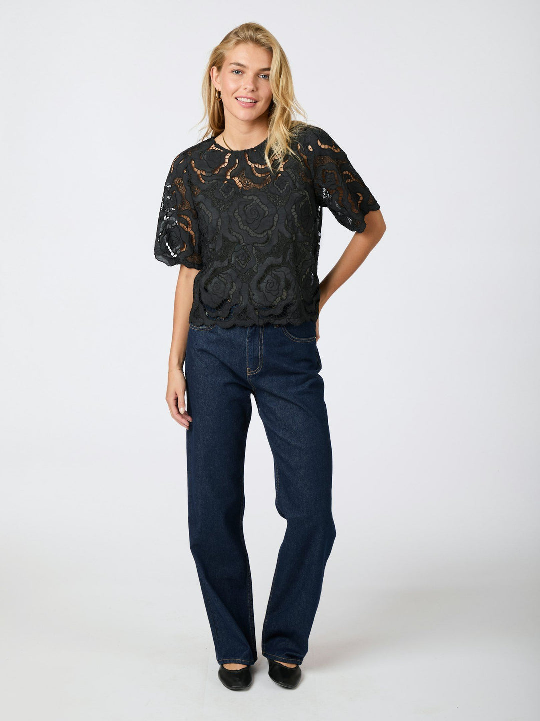 Neo Noir - Trisha Big Lace Blouse