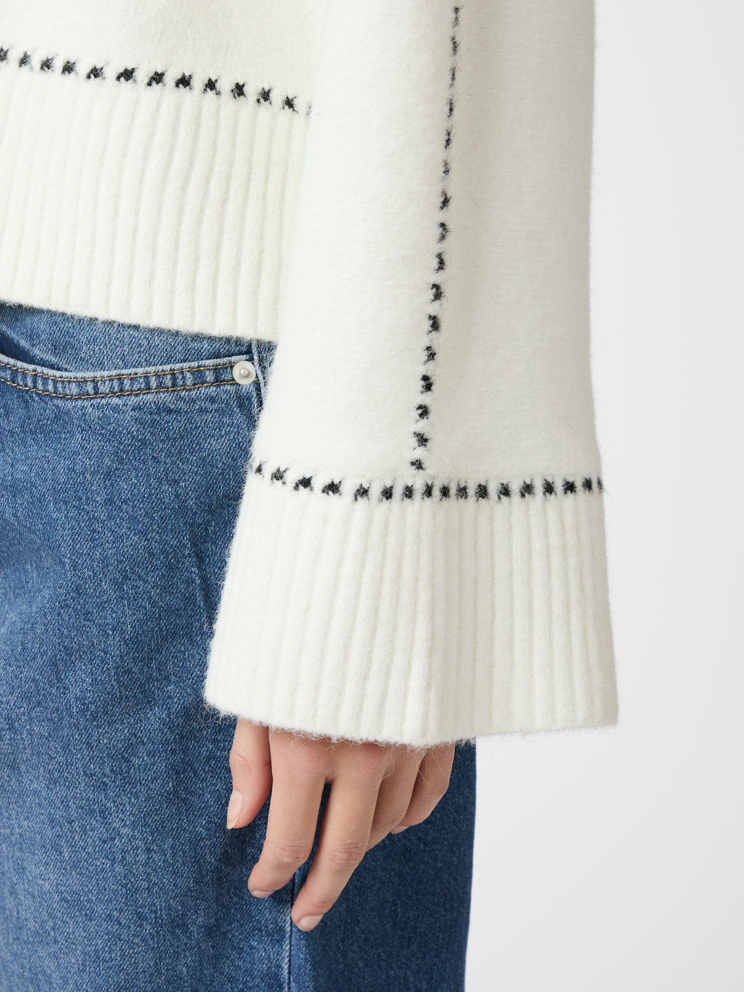 Neo Noir - Roeme Knit Stitch Blouse - Offwhite