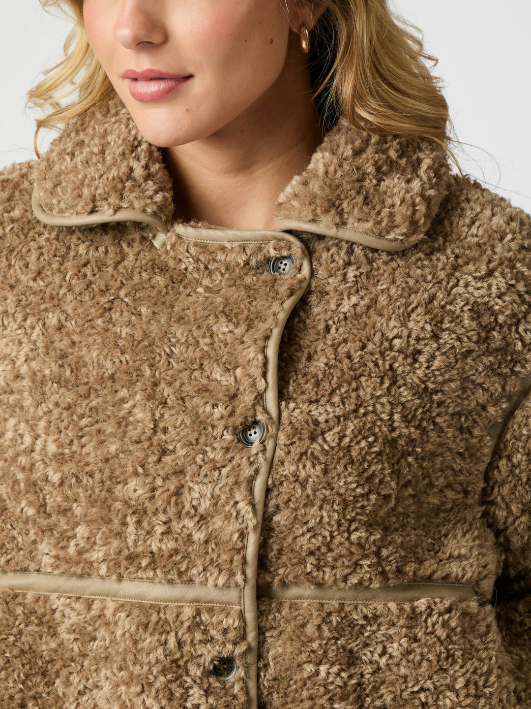 Neo Noir - Castor Faux Fur Jacket - Taupe