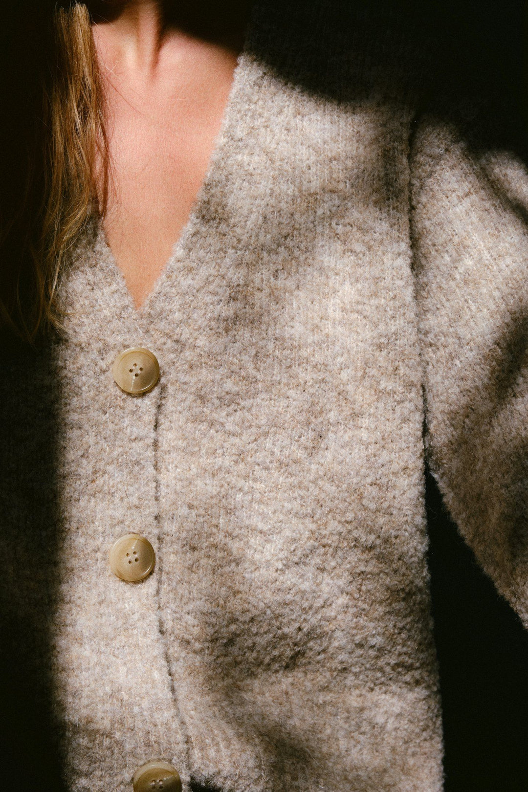 Neo Noir - Lavanda Boucle Cardigan - Dark Sand