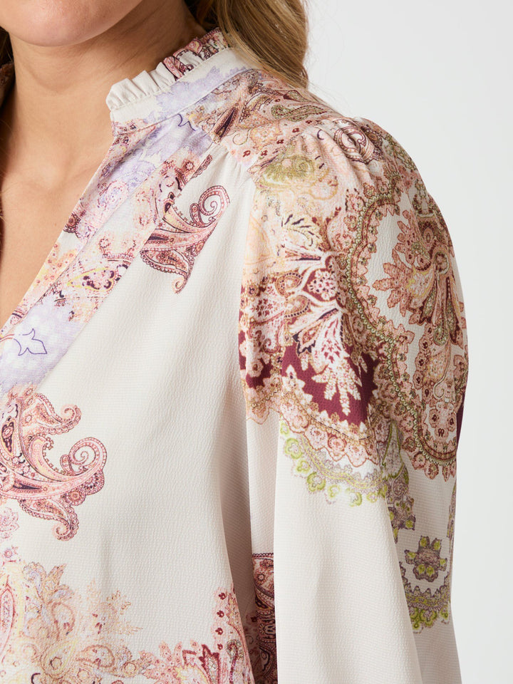 Neo Noir - Roselle Artist Paisley Blouse - Ivory