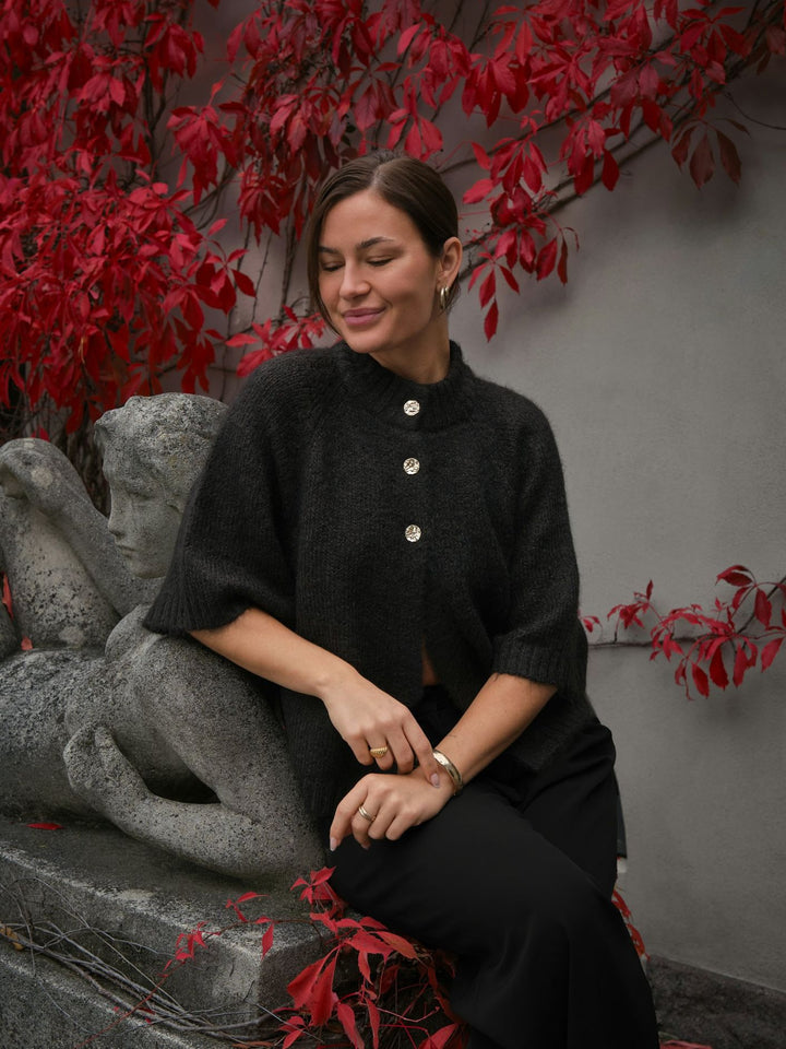 Neo Noir - Benuta Fluffy Knit Cardigan - Dark Brown