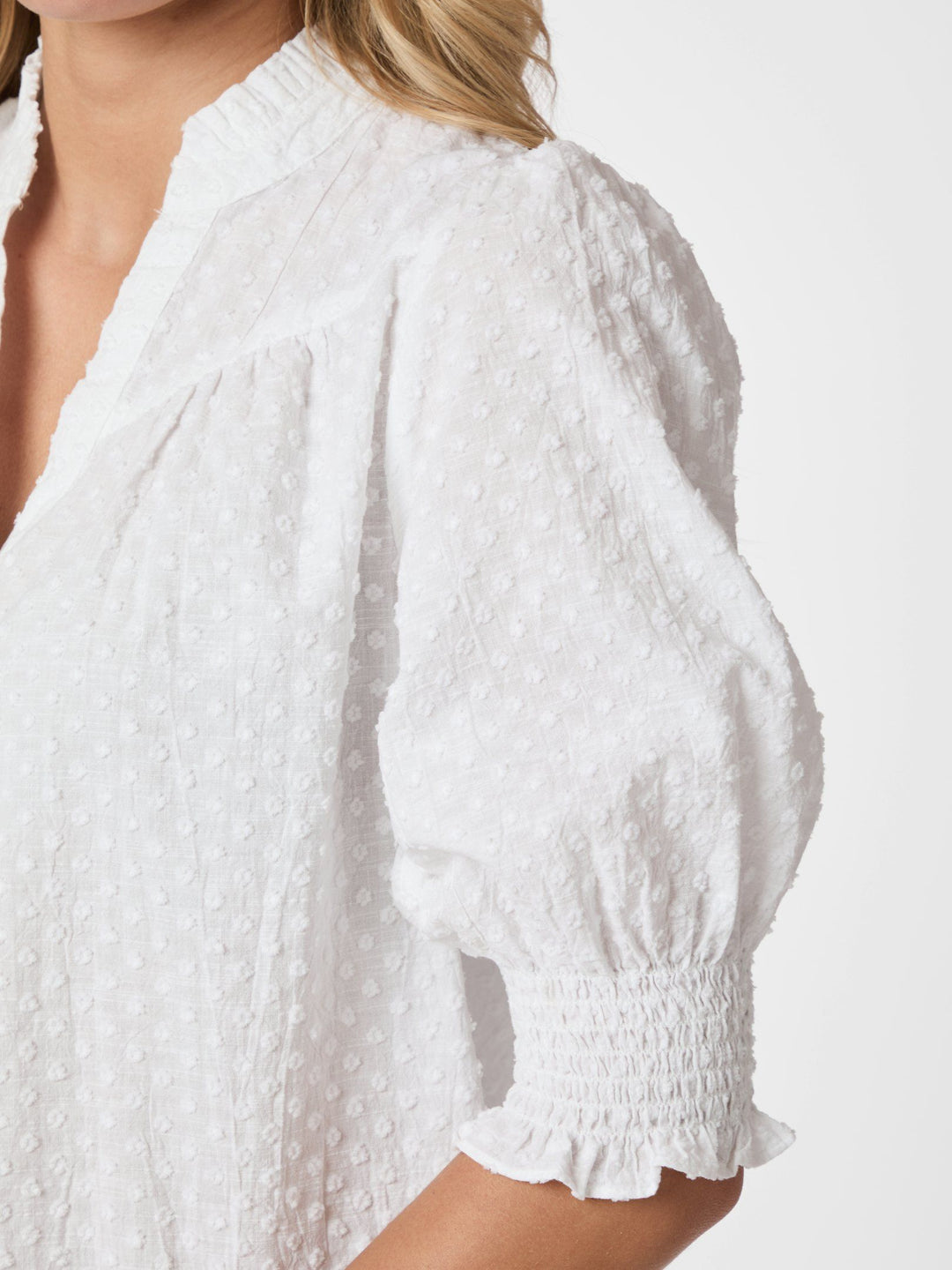 Neo Noir - Diana  Blouse - White