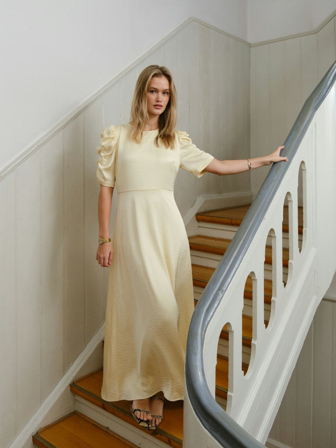 Neo Noir - Benuti Solid Dress - Light Yellow