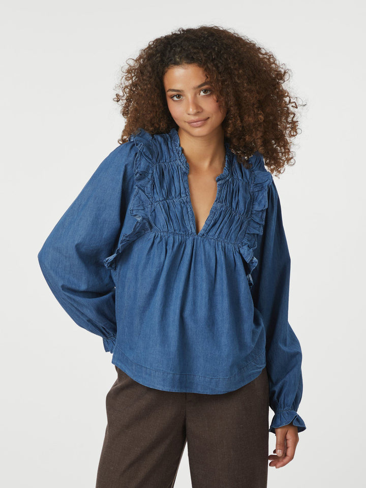 Neo Noir - Janis Denim Blouse