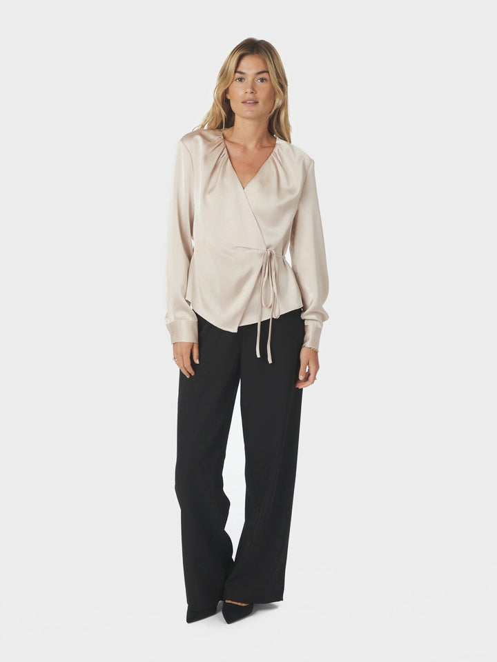 Neo Noir - Caprina Heavy Sateen Blouse - Champagne