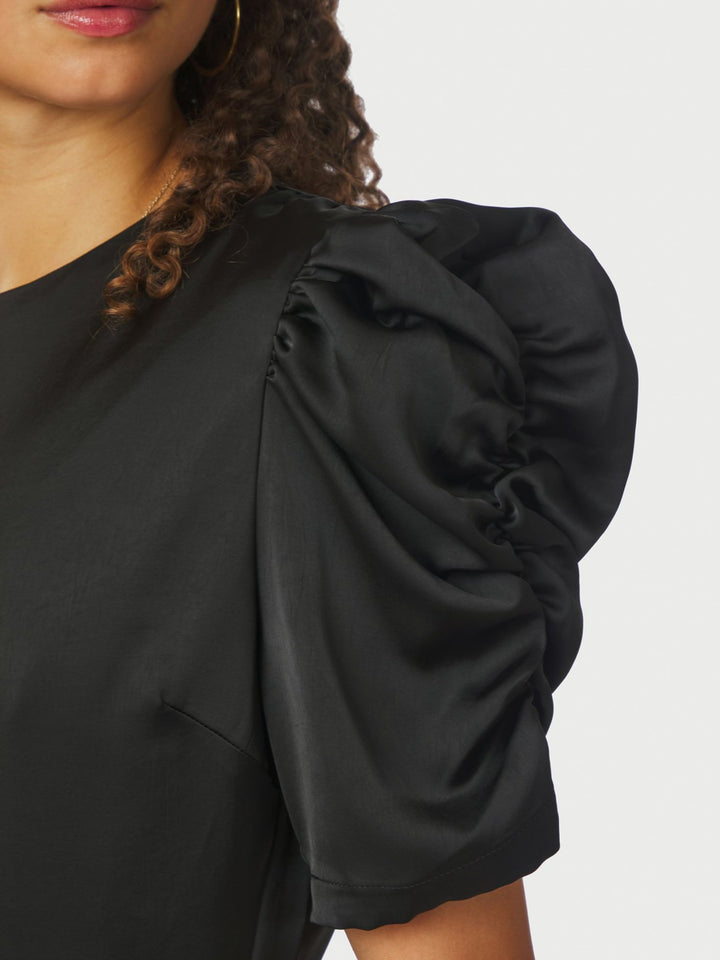 Neo Noir - Benua Heavy Sateen Blouse - Black