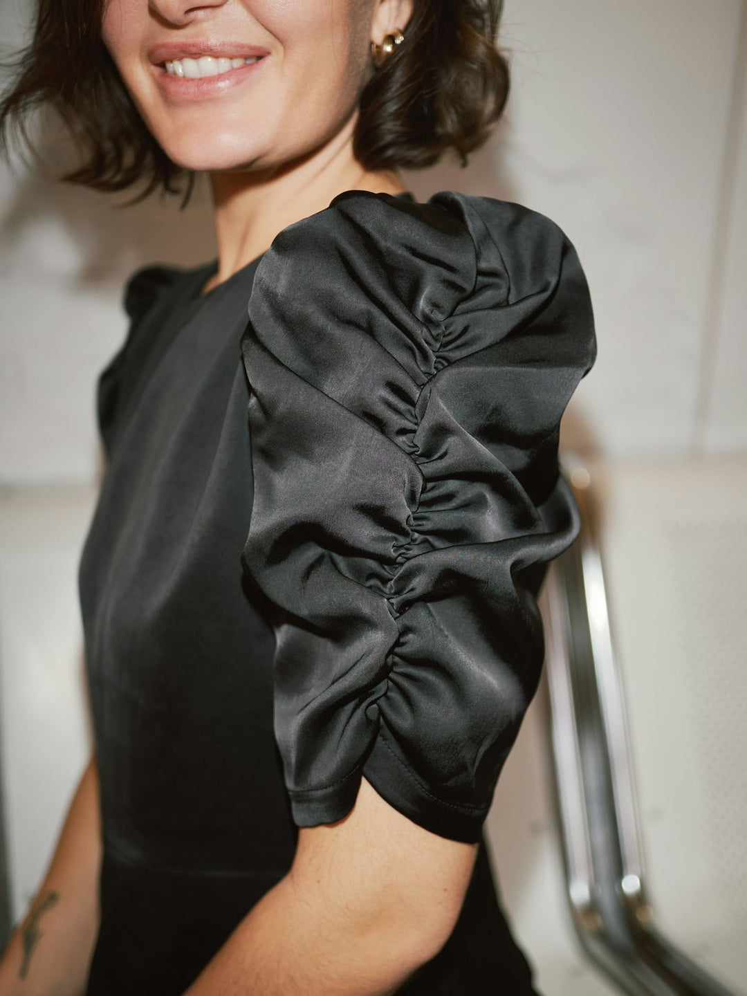 Neo Noir - Benua Heavy Sateen Blouse - Black