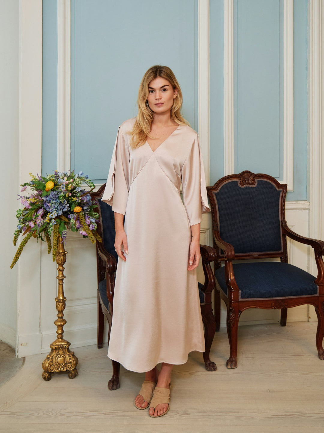 Neo Noir - Remara Heavy Sateen Dress - Champagne