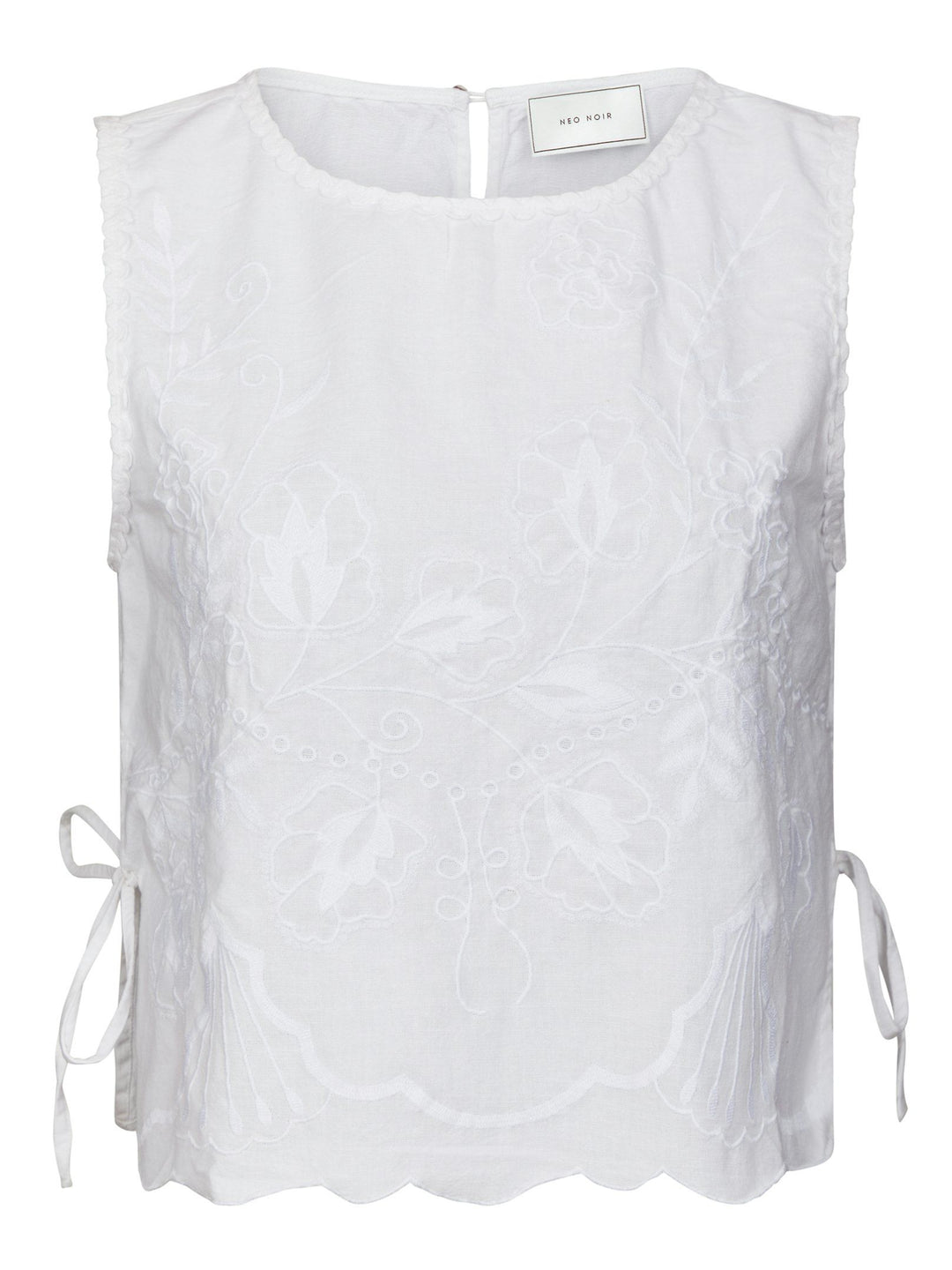 Neo Noir - Kaelin Embroidery Top - White