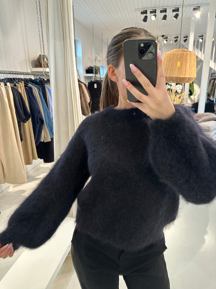 TRACY - Fluffy Mohair Jumper - Black