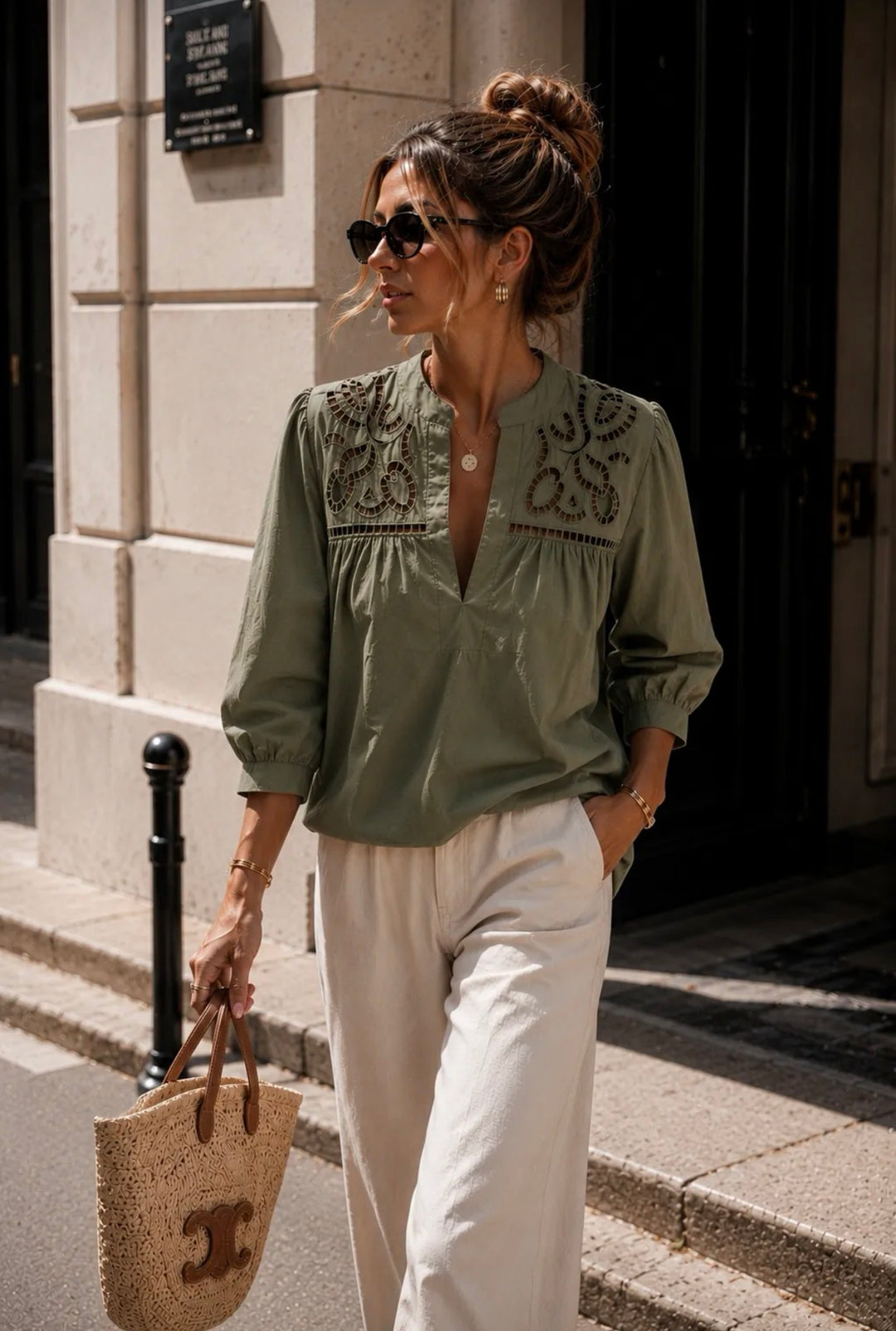MALOU - Broderad Blus - Army