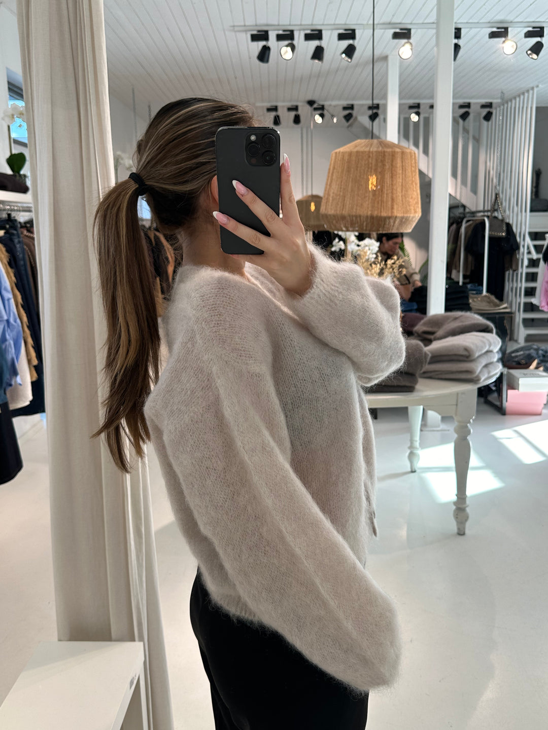 AMY - Fluffy Mohair Cardigan - Ivory