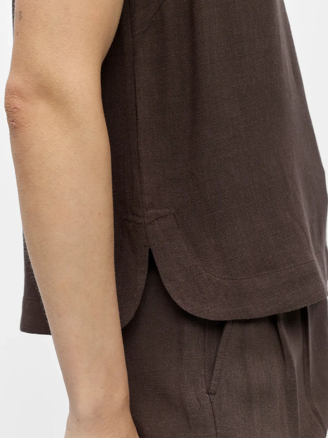 OBJECT - Sanne Top - Seal Brown