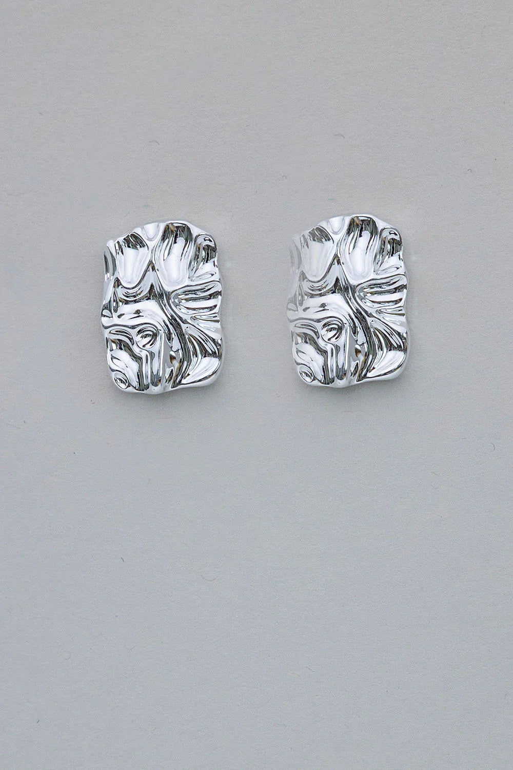 BOW 19 - EM Earring L - Silver