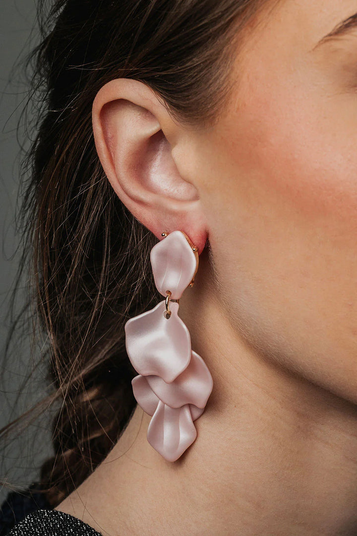 BOW 19 - Leaf earring - Light Pink