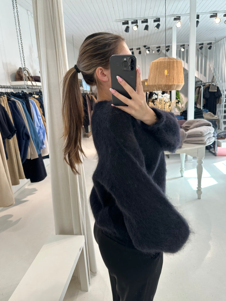 TRACY - Fluffy Mohair Jumper - Black