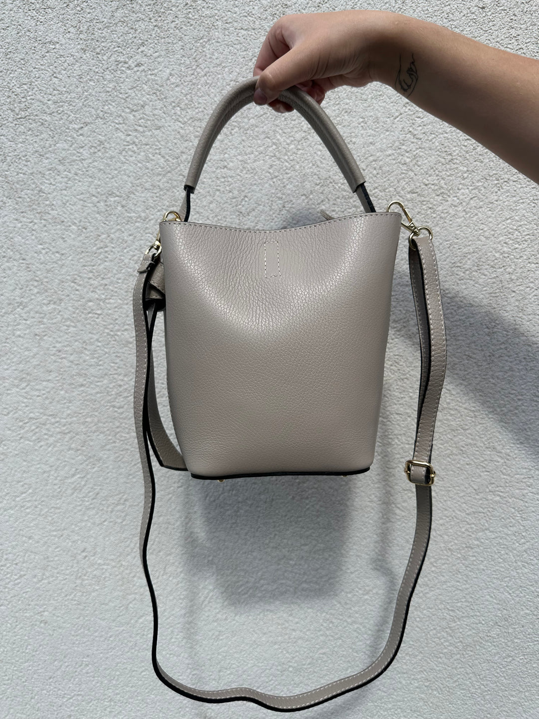 LILLY - Bucket bag i läder - Beige