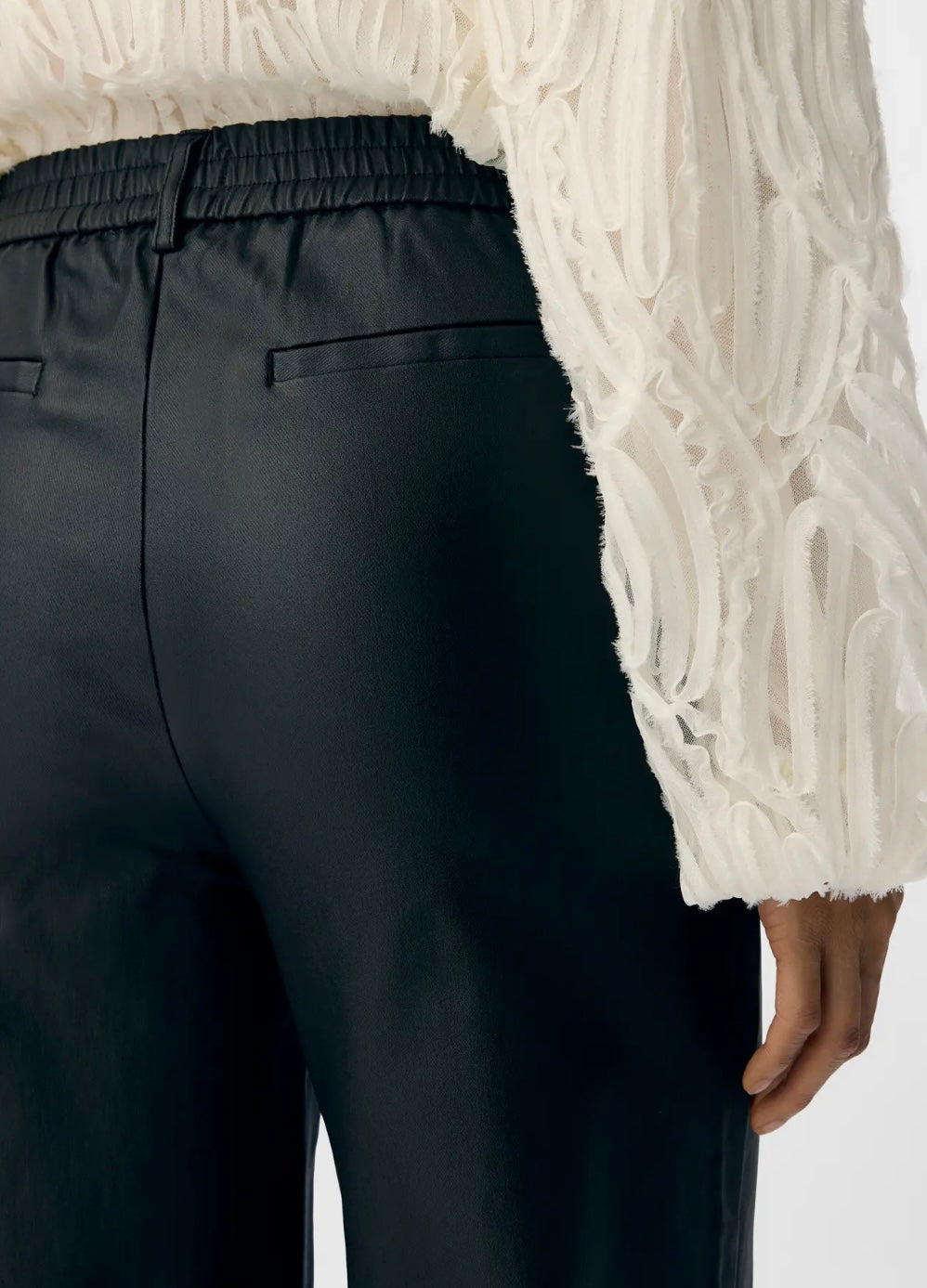 LISA - Wide Coated Pants - Black