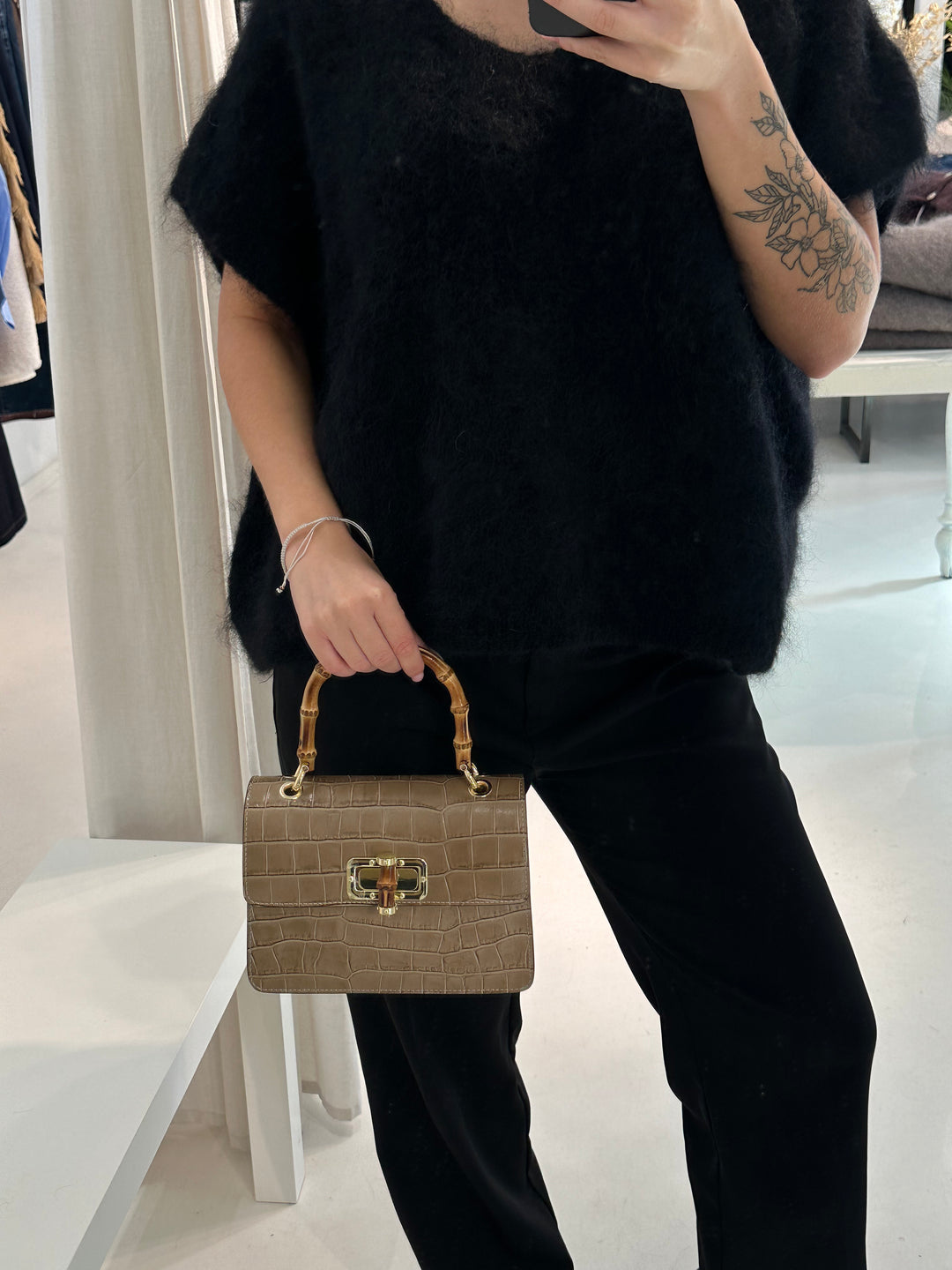 ARWEN - Läder väska med bambu handtag - Beige