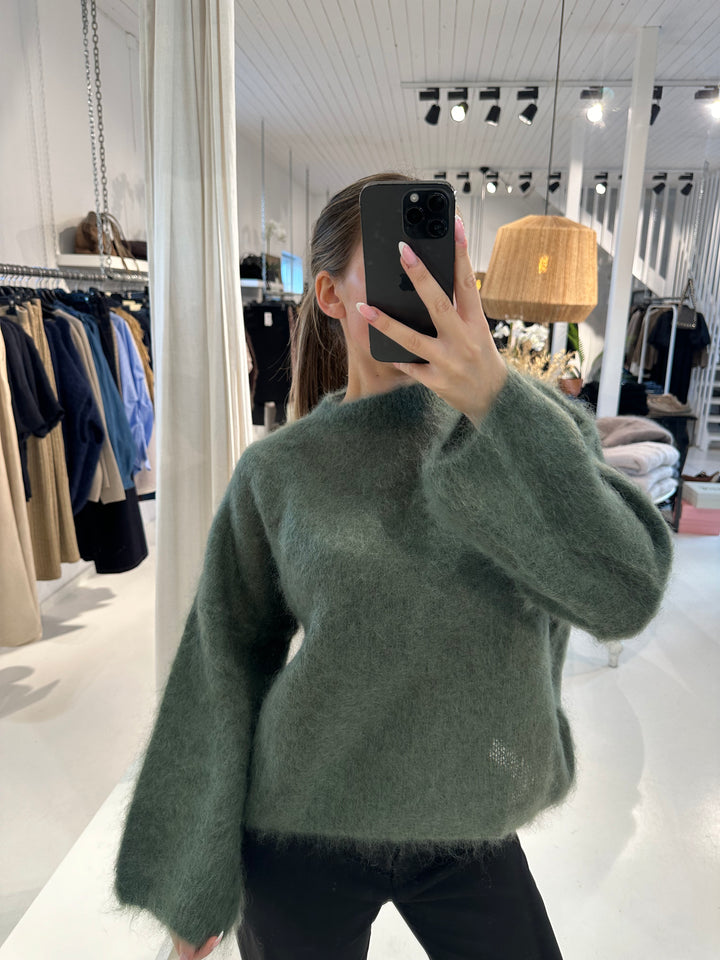HARVEY - Fluffy Mohair Sweater - Kakhi