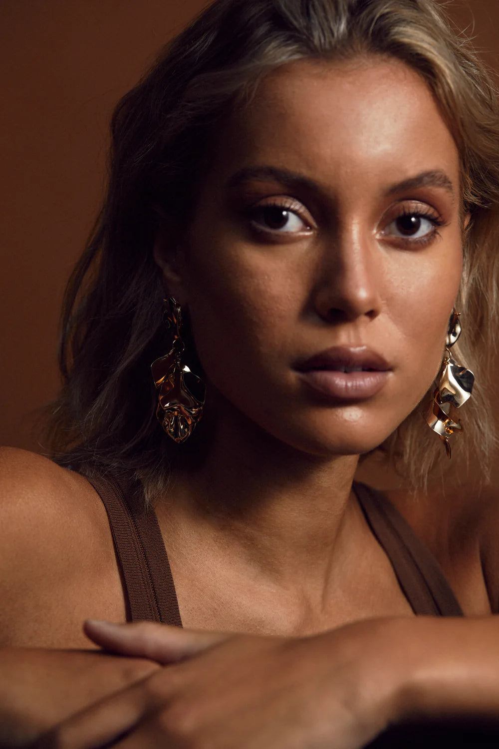 BOW 19 - Leaf earring - Guld