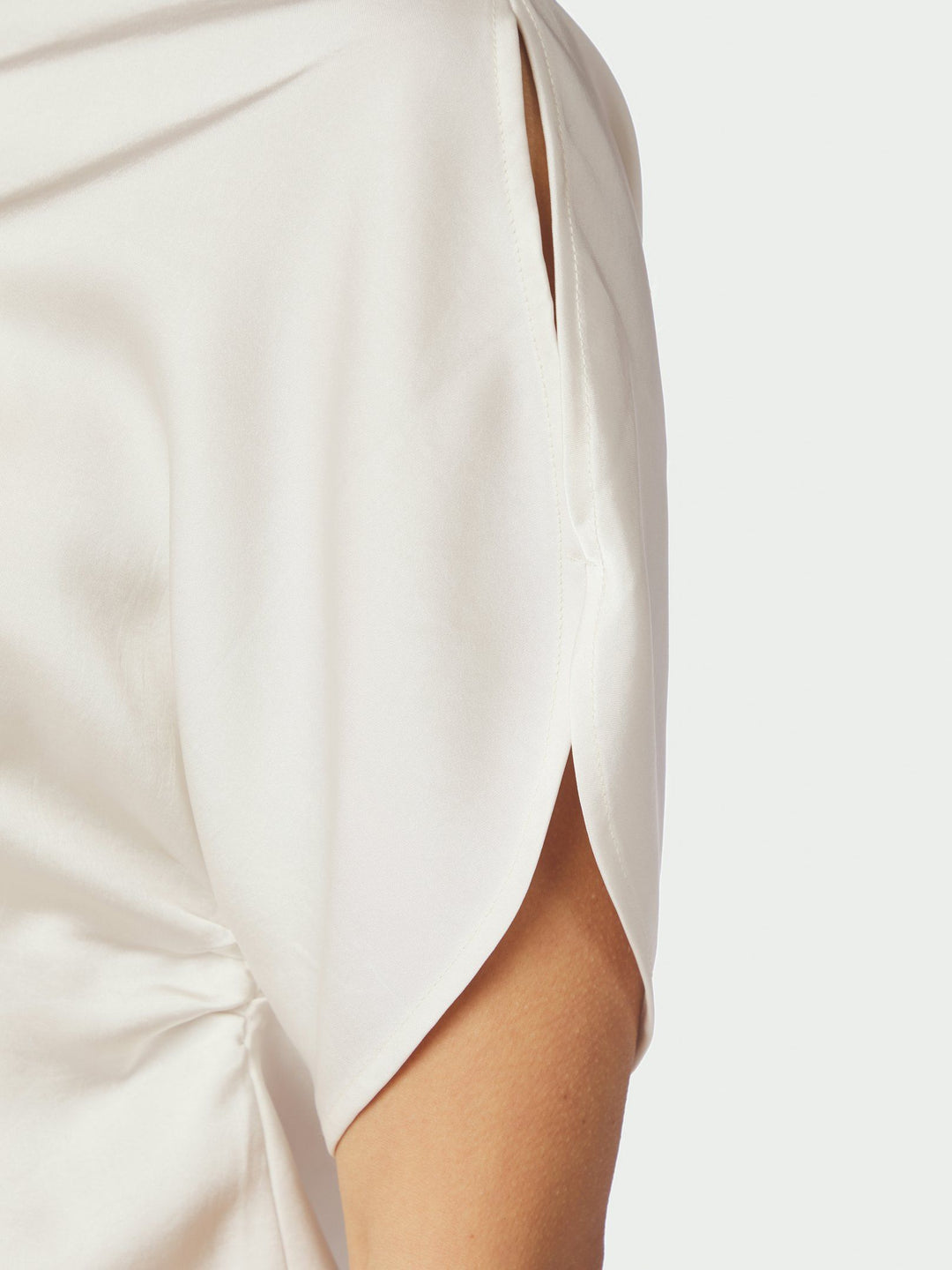 Neo Noir - Anelle Heavy Sateen Blouse - Pearl
