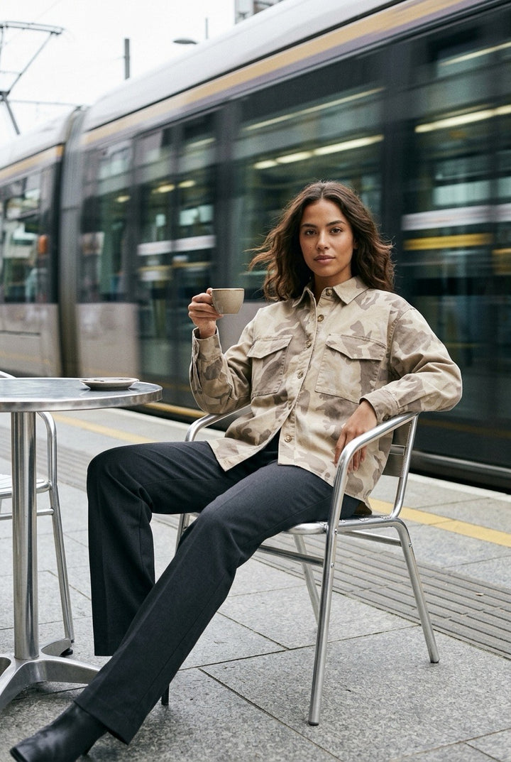MARTA - Moonstone Camo Jacka/Skjorta - Beige Camo