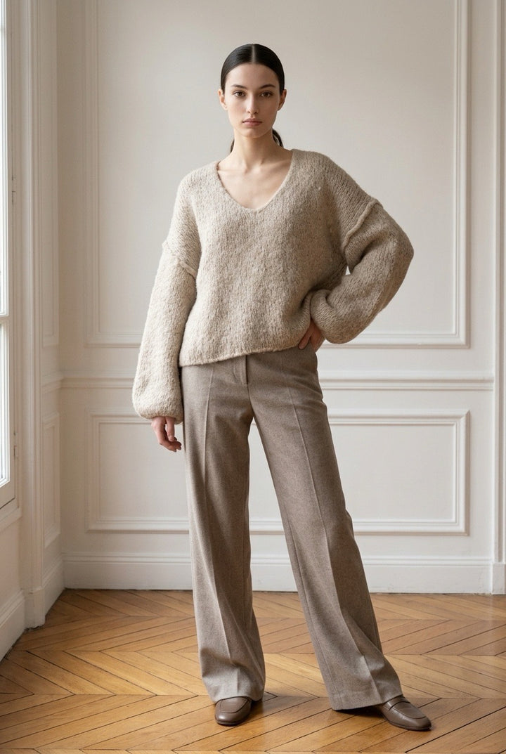 Molly - Oversized Jumper  - Beige