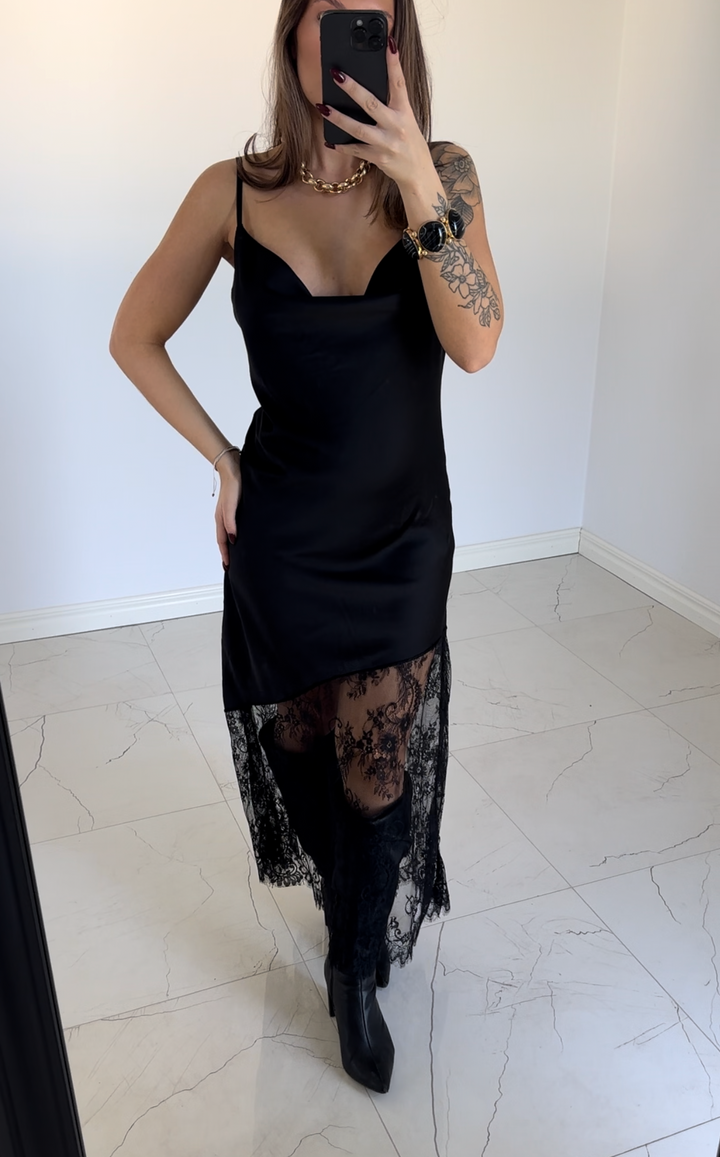 GIGI - Klänning - Black / Påfyllning den 29/10