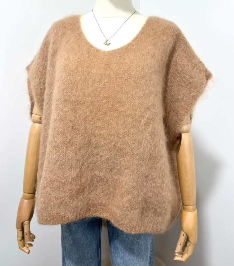 POLLY - Fluffy Mohair Sweater - Camel